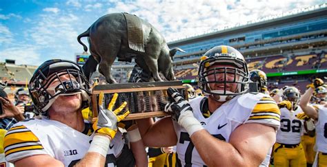 rivalry trophies|The 25 Best Rivalry Trophies in College Football – CFB Select.